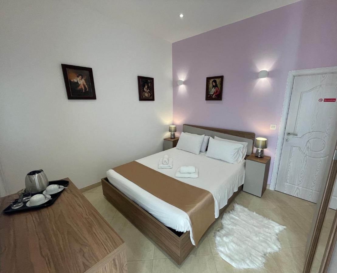 Alina Boutique Living Bed & Breakfast Victoria Eksteriør bilde