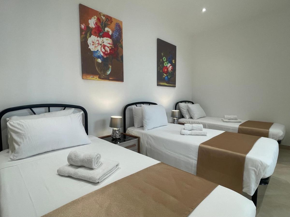 Alina Boutique Living Bed & Breakfast Victoria Eksteriør bilde